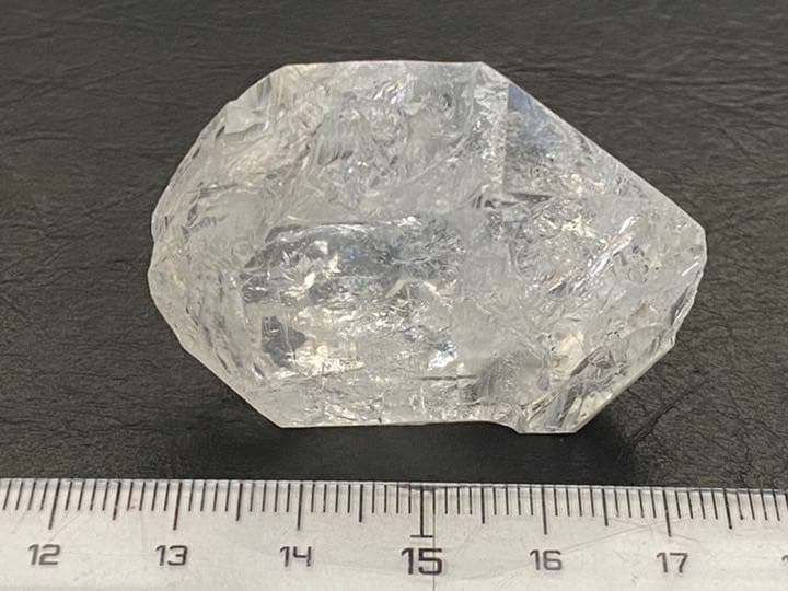 ダイヤモンドクォーツ ハキマー レインボー入り 49g｜楽天市場