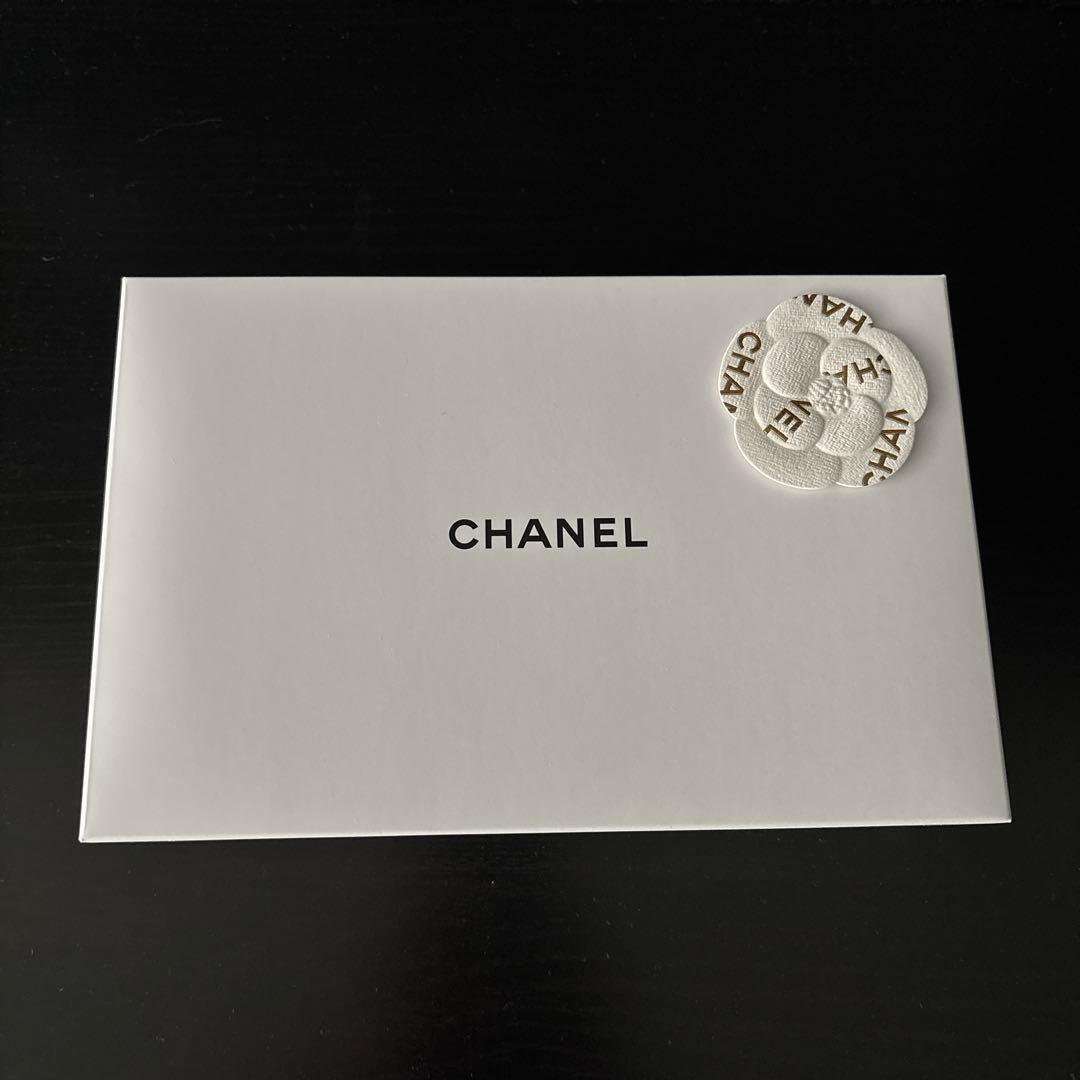 シャネル エッセンシャル ケア セット