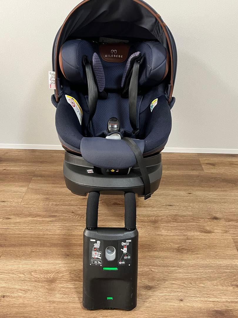 エールべべ チャイルドシート クルットR ネイビー