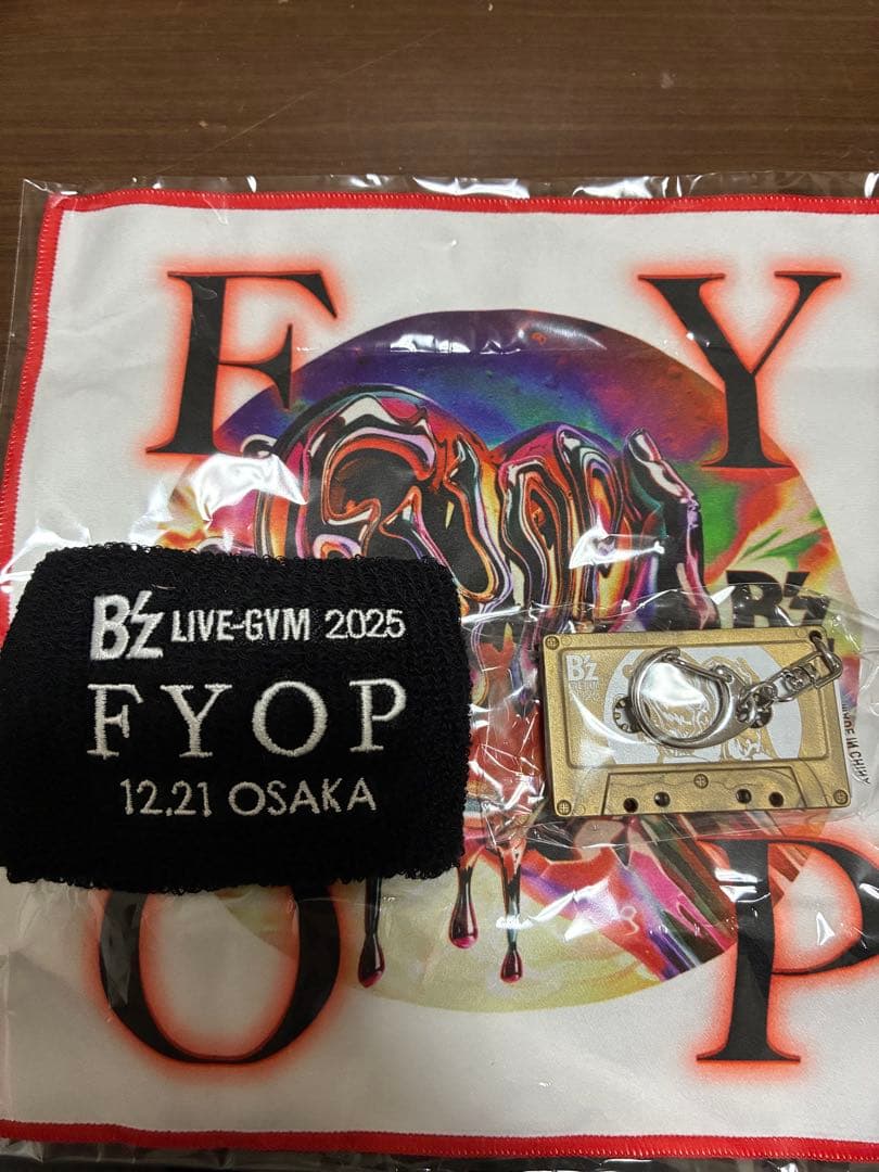B'zFYOPガチャガチャ12/21 京セラドーム大阪 限定チャームリストバンド