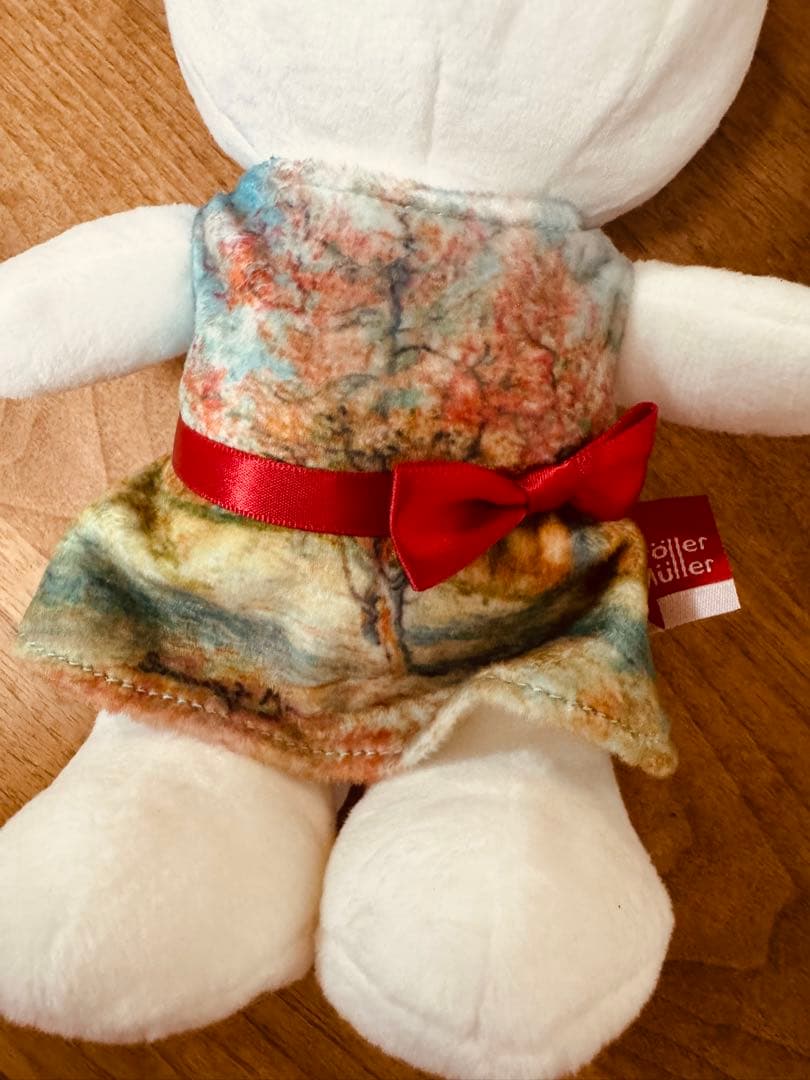 ゴッホ展　ミッフィー ぬいぐるみ　夜のカフェテラス展　ピーチツリー