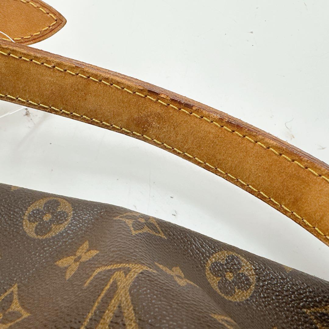 ルイヴィトン　モノグラム　プチノエ　巾着　ショルダーバッグ