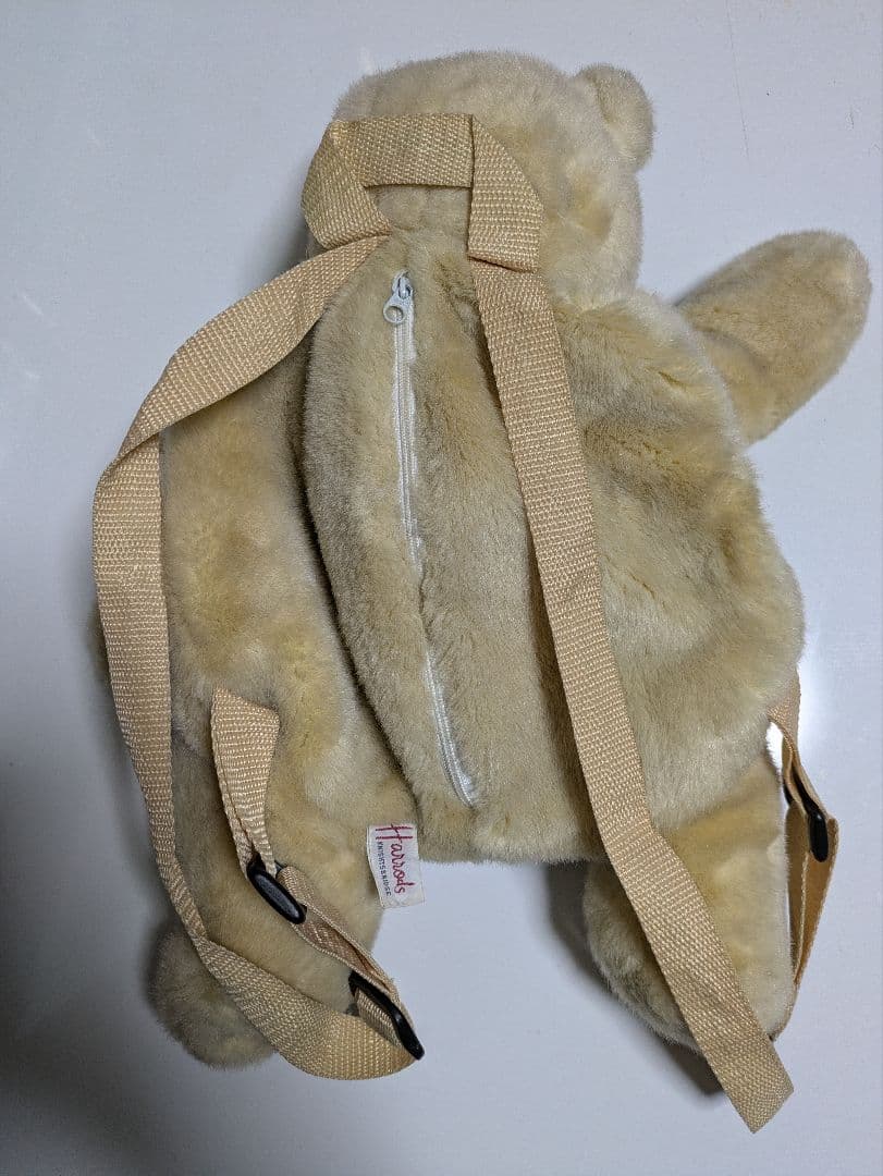 ハロッズ限定品型ぬいぐるみリュックサック