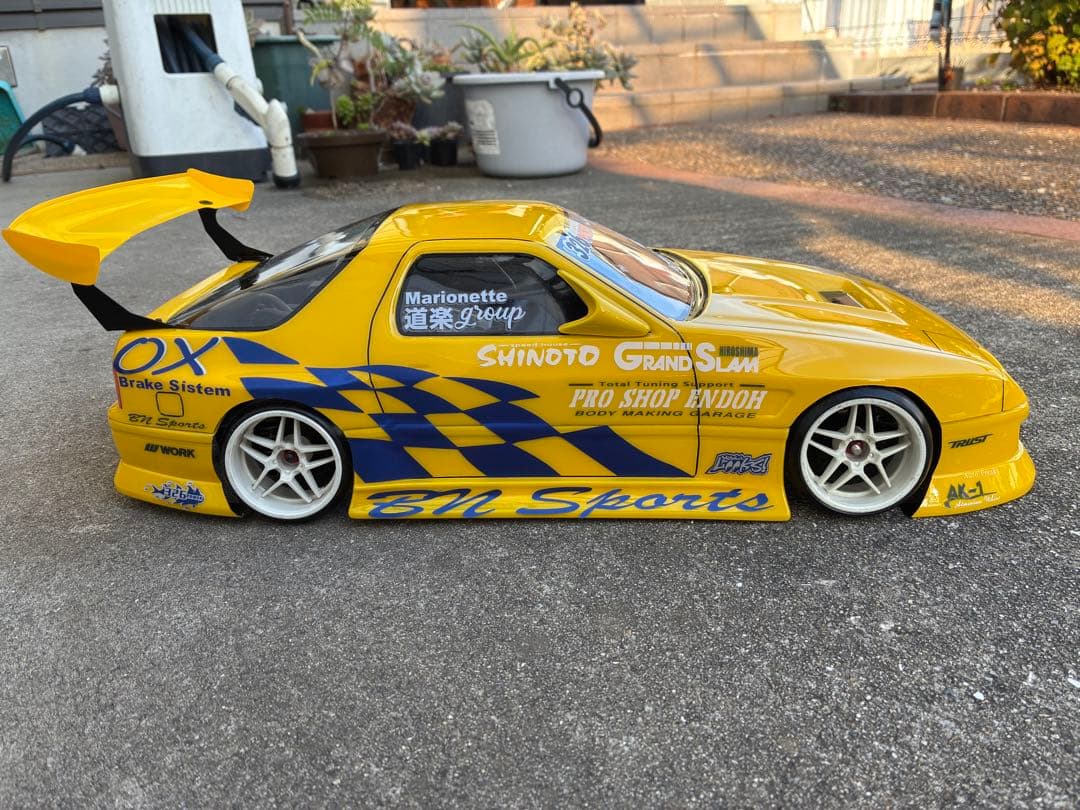 トミカ　　デリバリーバイク　ピザーラ