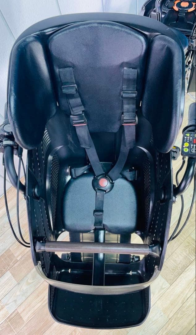 2943ブリヂストン8.7アンペア3人乗り対応子供乗せ　電動アシスト自転車