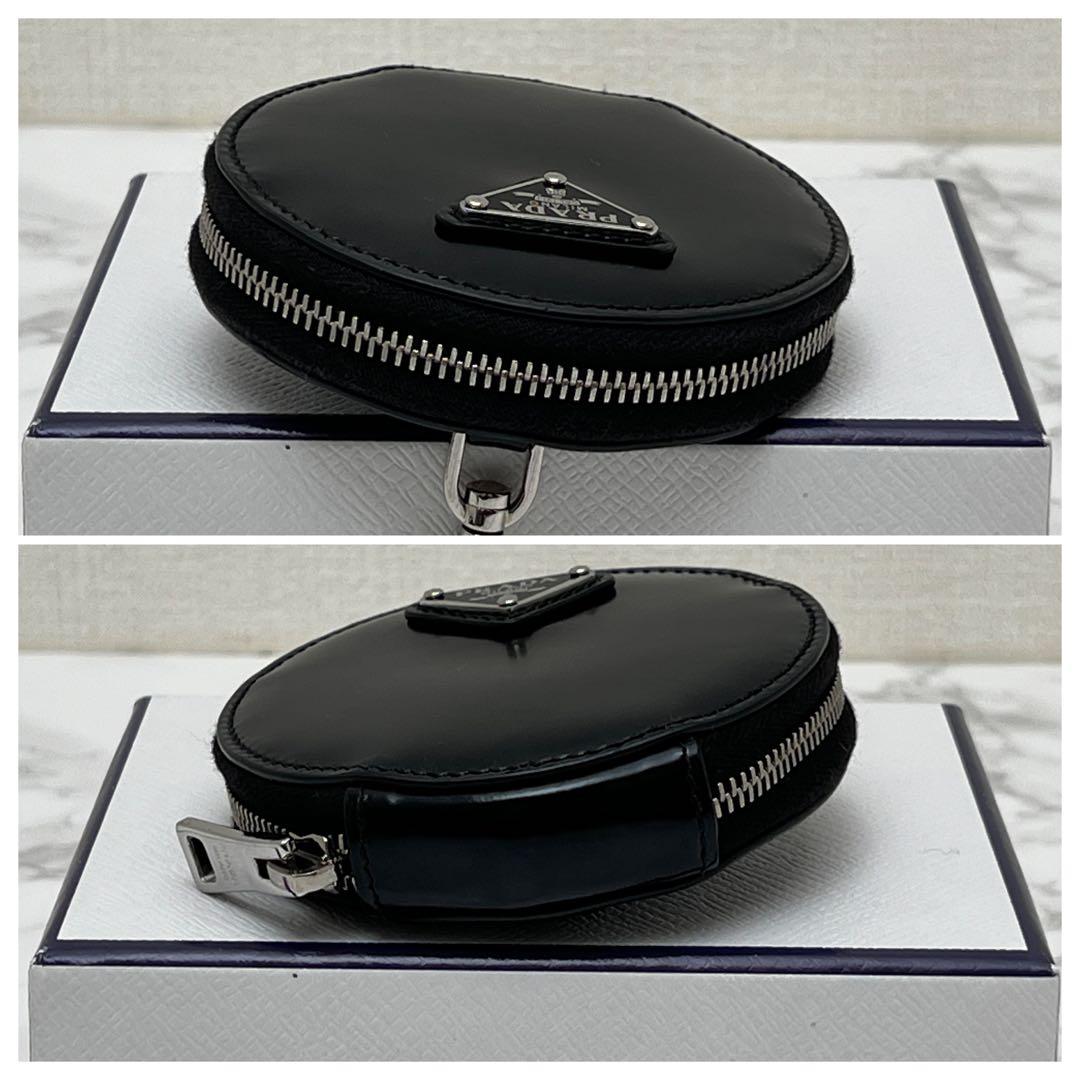 プラダ ブラッシュドレザー ラウンド ミニポーチ ケース ブラック
