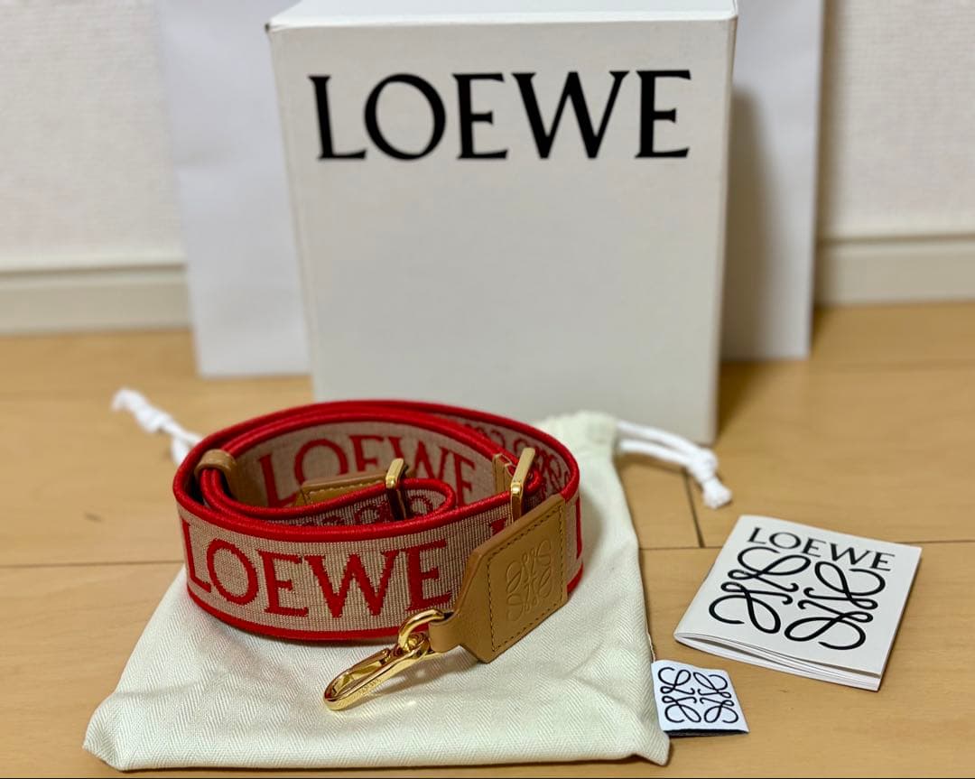 ☆新品未使用☆ LOEWE アナグラムストラップ
