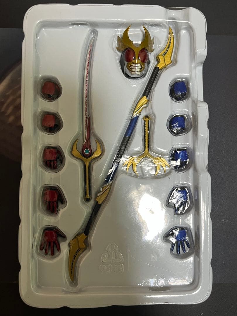 【輸送箱付き】真骨彫製法 仮面ライダーアギト トリニティフォーム