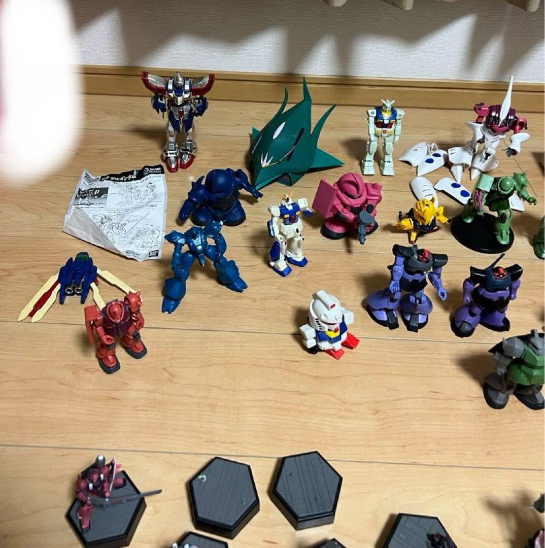 コンバージ　ガンダムのフィギュア