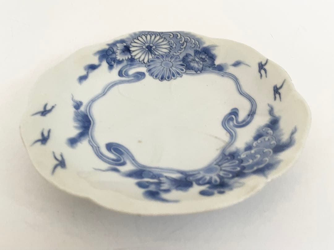 1骨董 アンティーク 藍柿右衛門 染付 菊雲鶴文様 輪花皿