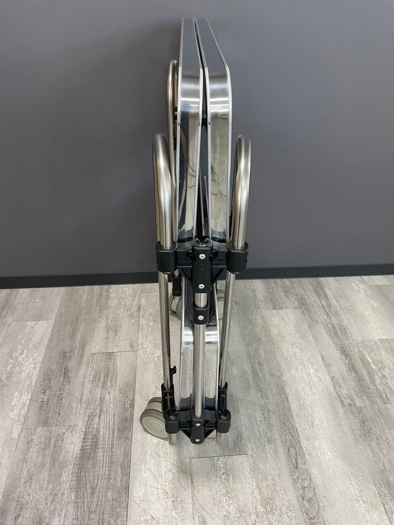 トクヤマ　折りたたみ式ワゴン