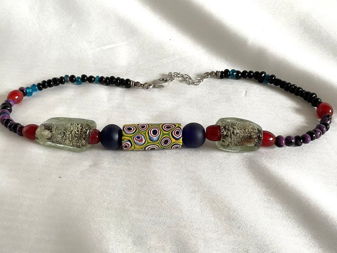 エスニックジュエリー！「古代ガラスと赤メノウとジャワ手作りビーズ