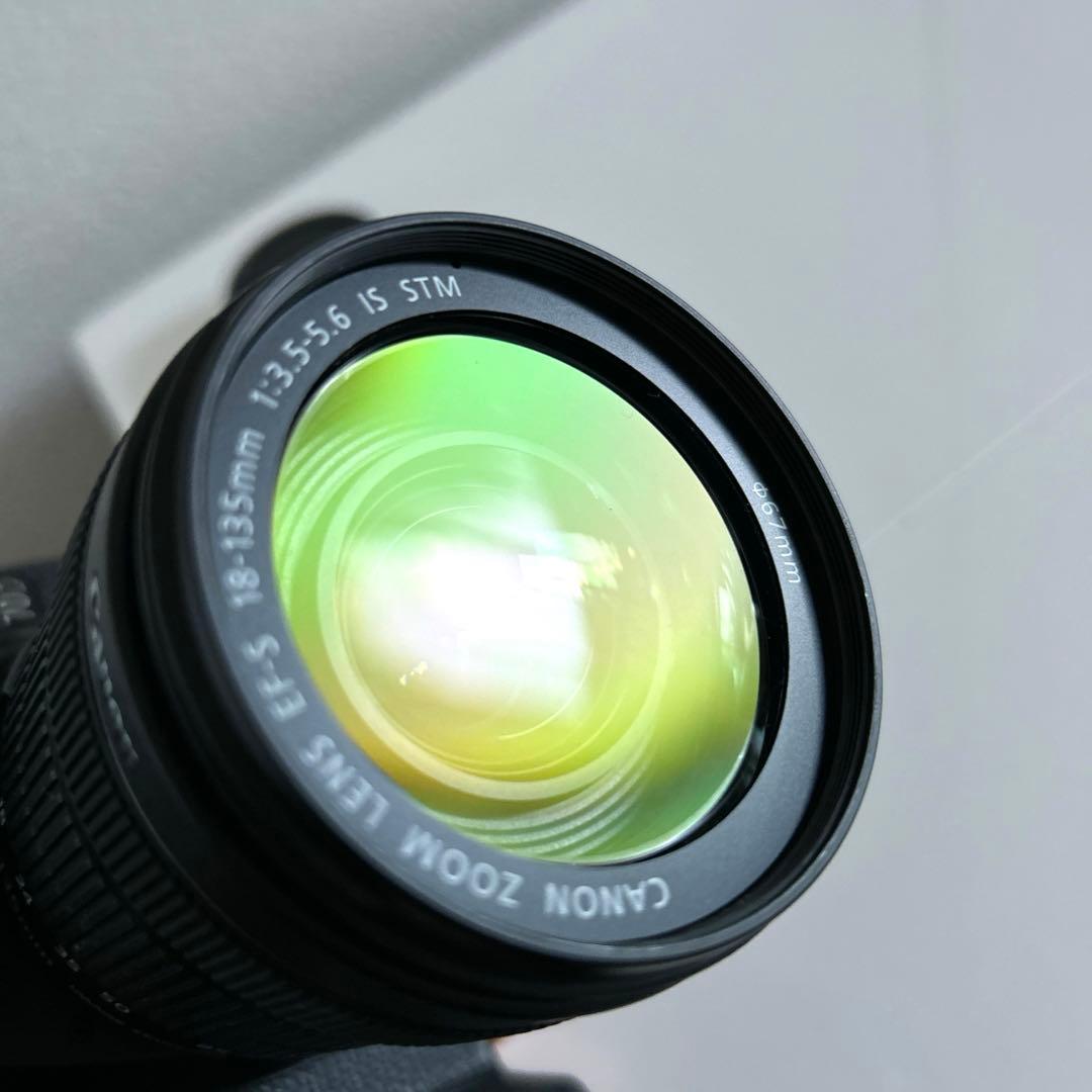 最終値引き｝【美品】Canon EOS 70D 18-135レンズキット美品