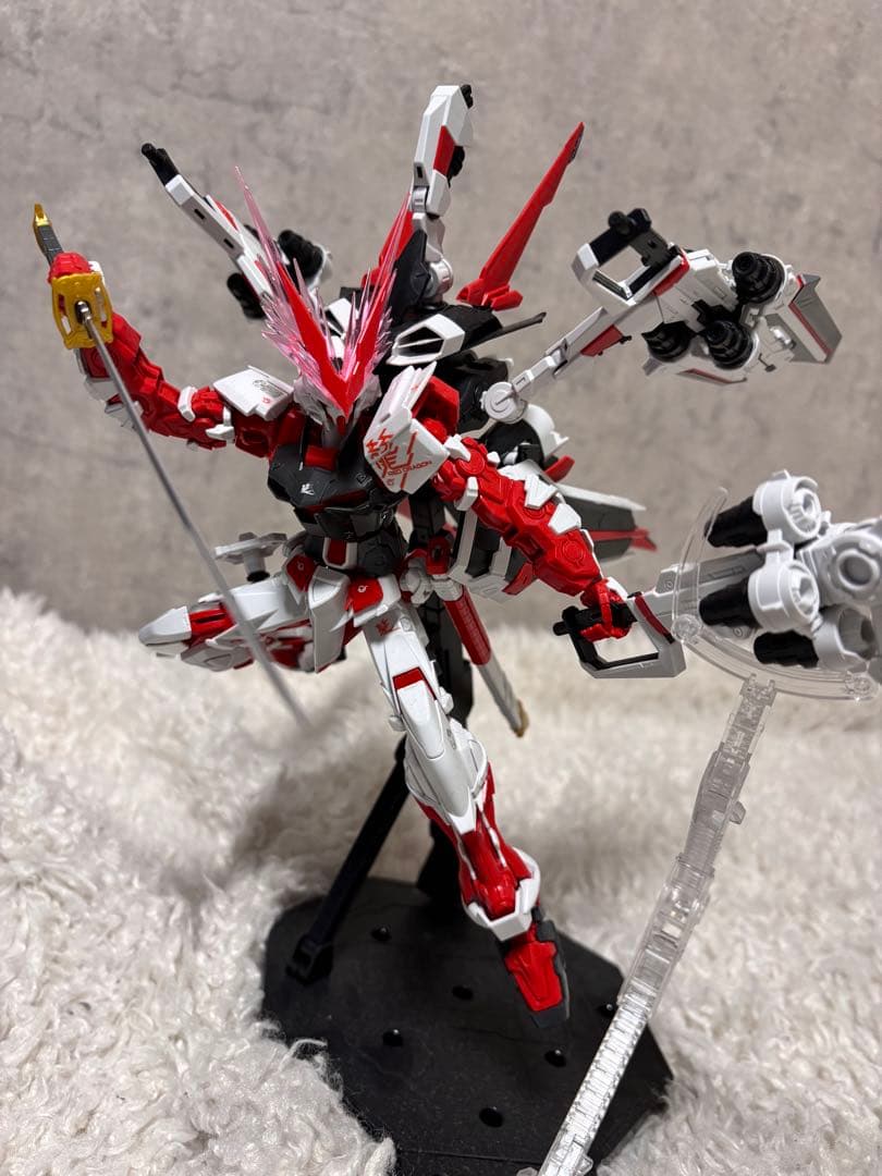 ＭＧ 1/100 ガンダムアストレイ レッドドラゴン