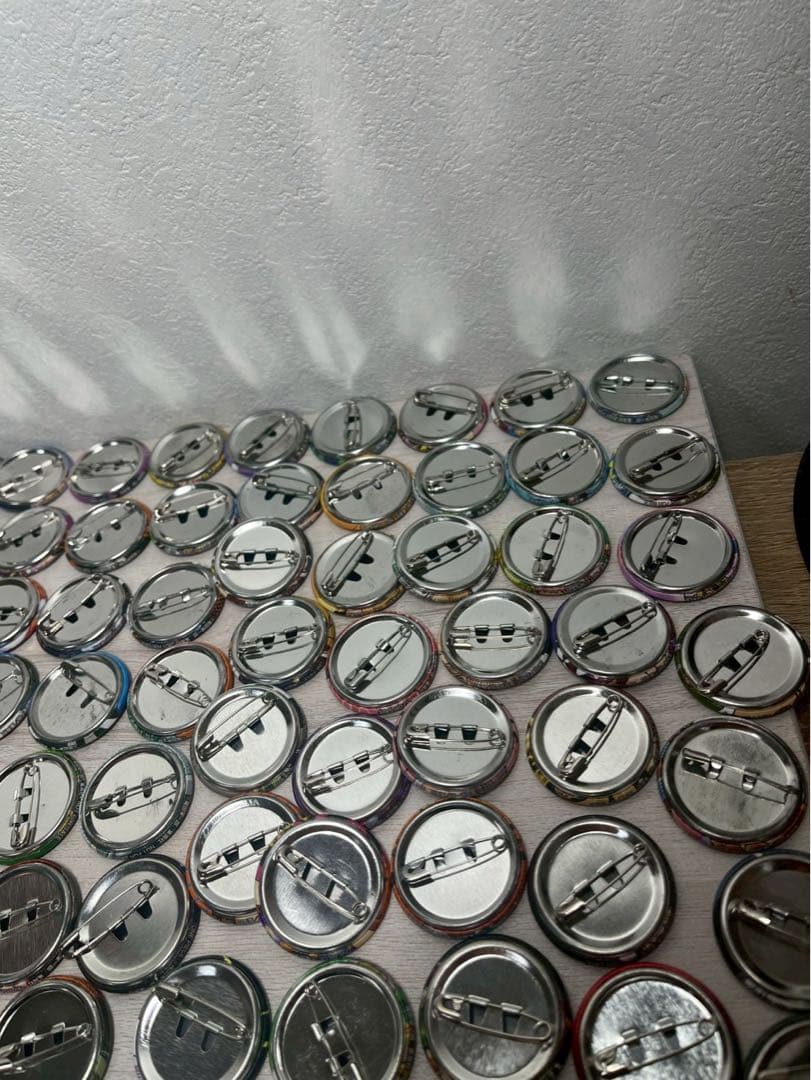 ナツコミ　缶バッジ　ワンピース　大量　約229個