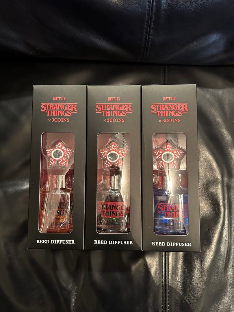 ストレンジャー・シングス リードディフューザー 3色セット Stranger Things 3COINS コラボ リードディフューザー - メルカリ