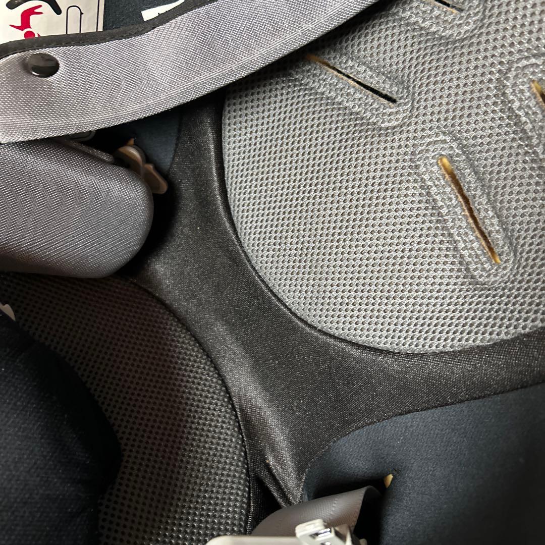 美品 Aprica フラディアラクート プレミアム チャイルドシート シェード付