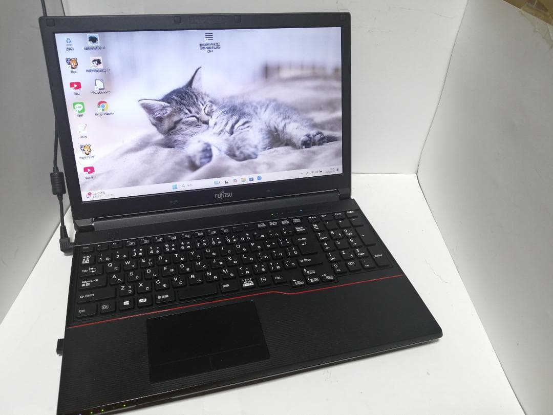 ぬWindows11ノートパソコン wifiメモリ8G爆速SSDoffice互換