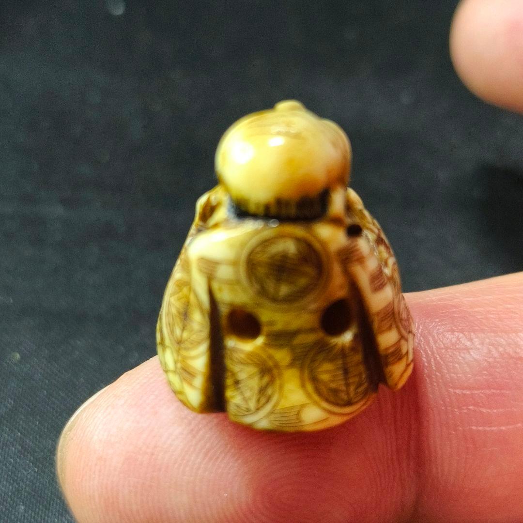 江戸骨董 根付 布袋様 無銘 縞模様 天然貴重材 時代物 蒐集家放出品