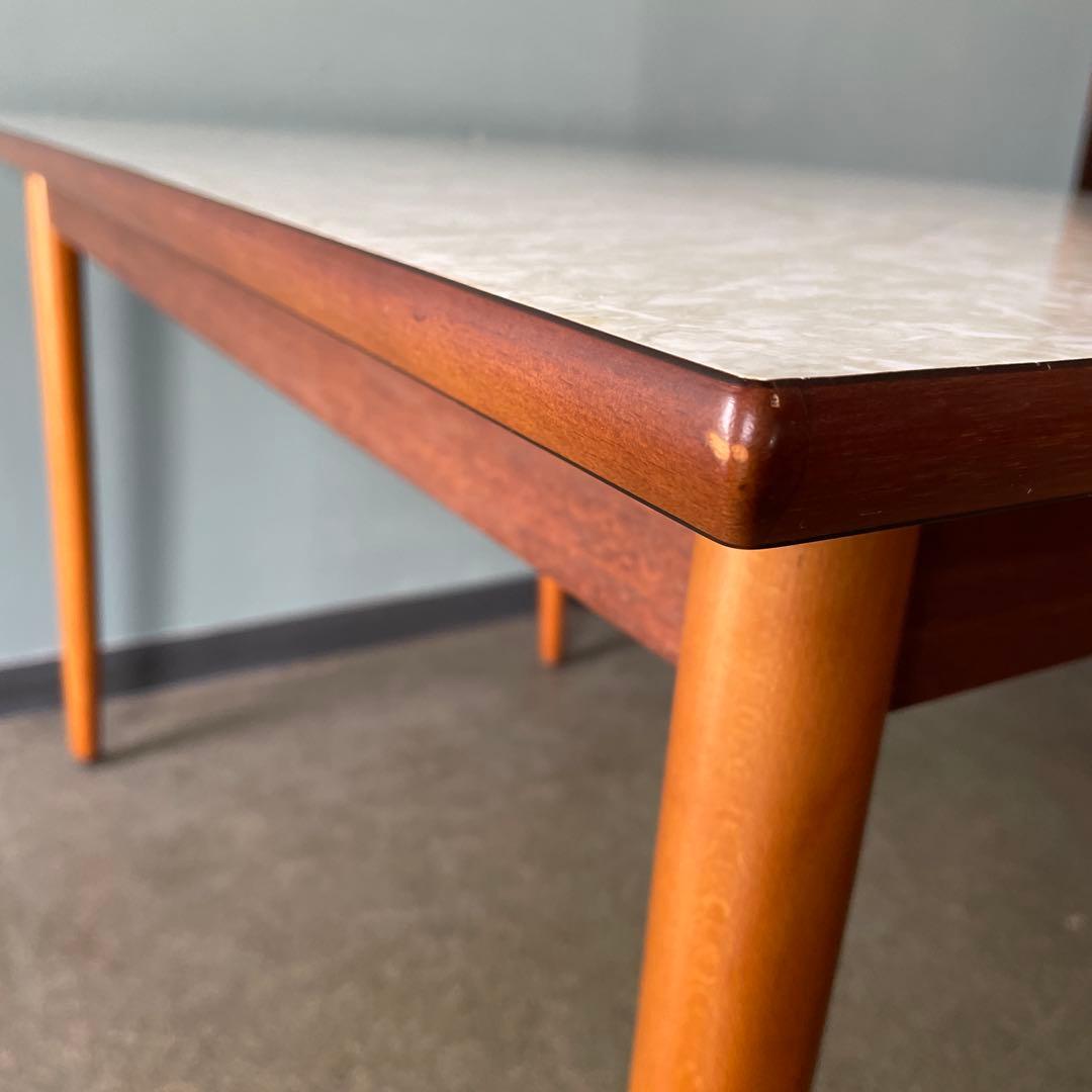 昭和レトロ　ミッドセンチュリー　北欧ヴィンテージ風　ダイニングテーブル　大理石風