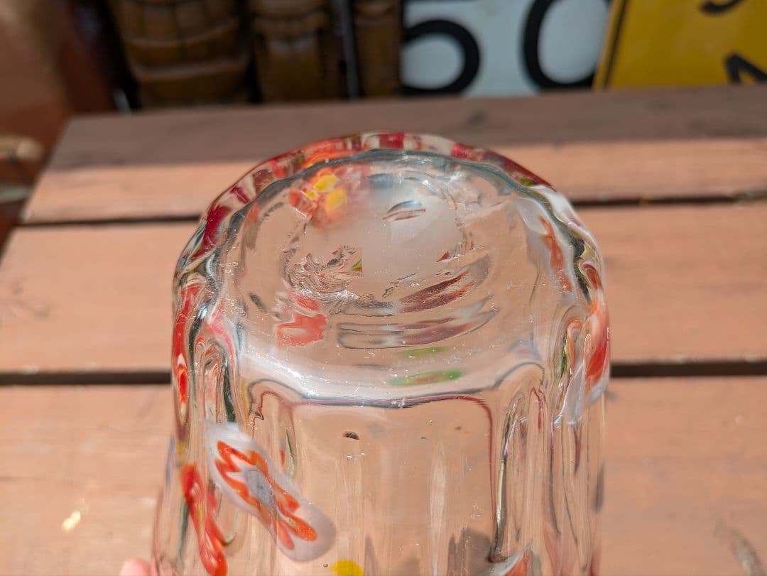 お洒落な花柄 赤縁 ガラス容器 インテリア