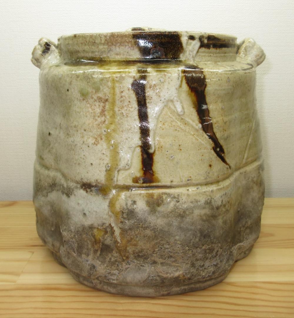 送料込【逢絢亭】茶道具 水指 美濃焼 美濃伊賀 耳付 裏千家書付 加藤光右衛門