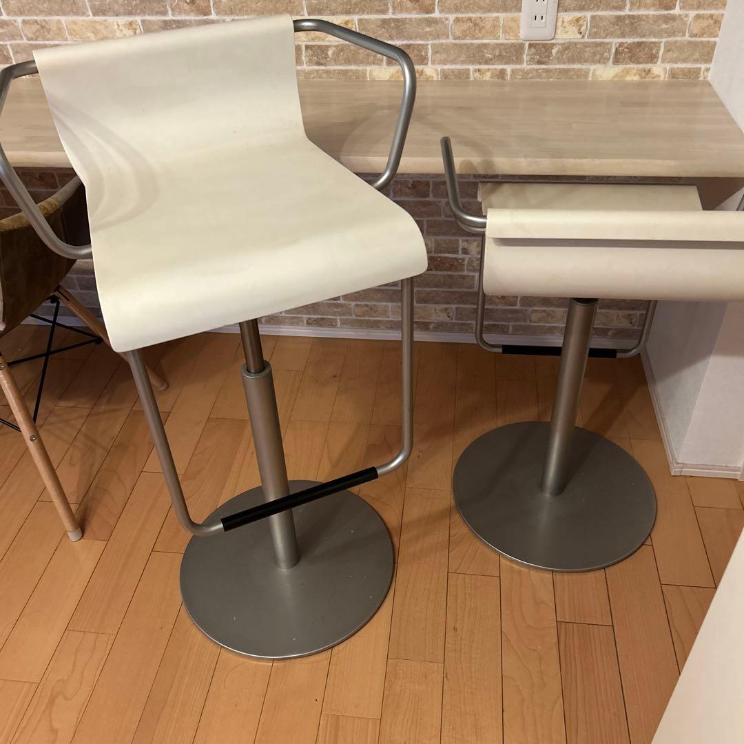 カウンターチェア 2脚セット　高級スツール　バーカウンター　大塚家具　直接取引