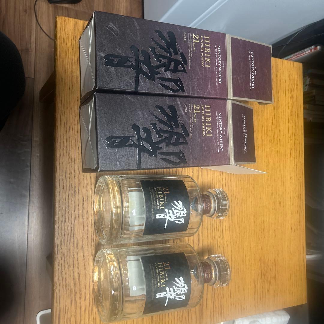 響 21年 ウイスキー 空ビンと箱の2本セット