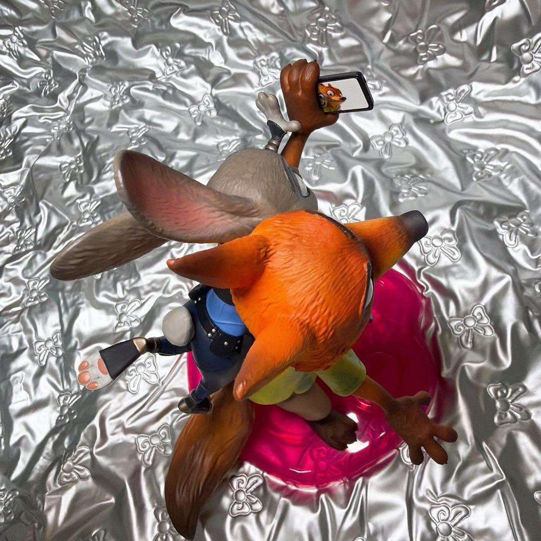 ズートピア ハッピーくじ A賞 ニック ジュディ フィギュア おまけ付き