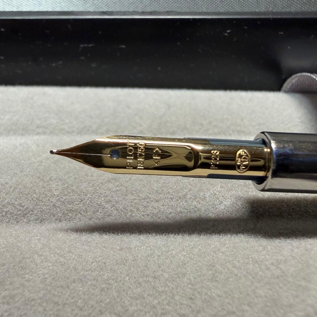 パイロット万年筆 キャップレス Caples 細字 F