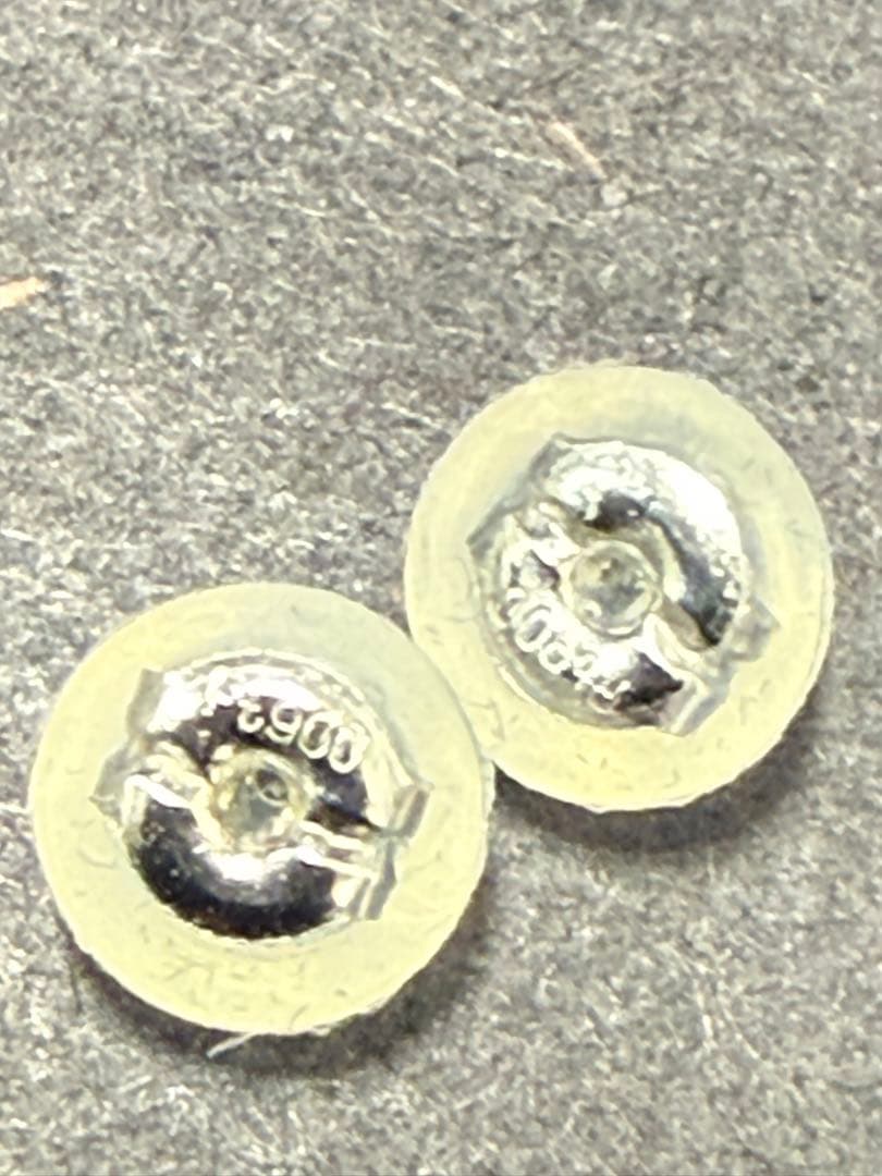 PT900 ダイヤ ピアス 0.142ct 1.0g