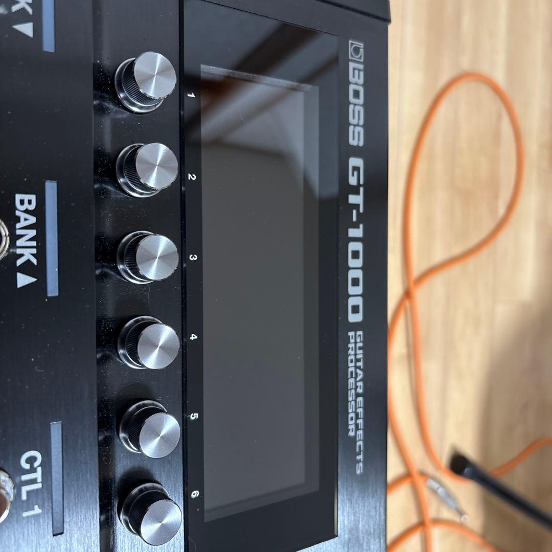 週末限定値下げBOSS GT-1000 マルチエフェクター 汎用ケース付き