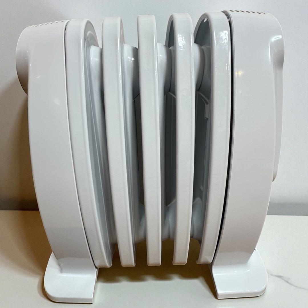 DeLonghi デロンギミニオイルヒーター NJM0505 ミニ ヒーター