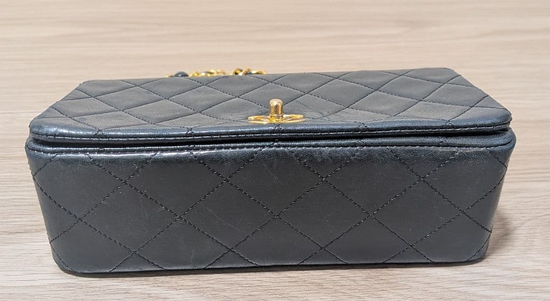 ド*ン様 CHANEL シャネル マトラッセ チェーンショルダーバッグ ラムスキ