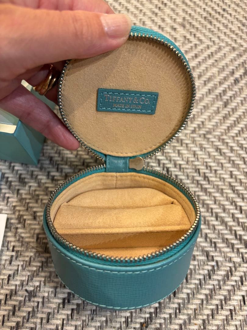 3*︎様 ティファニー レザー ラウンド ジュエリーケース