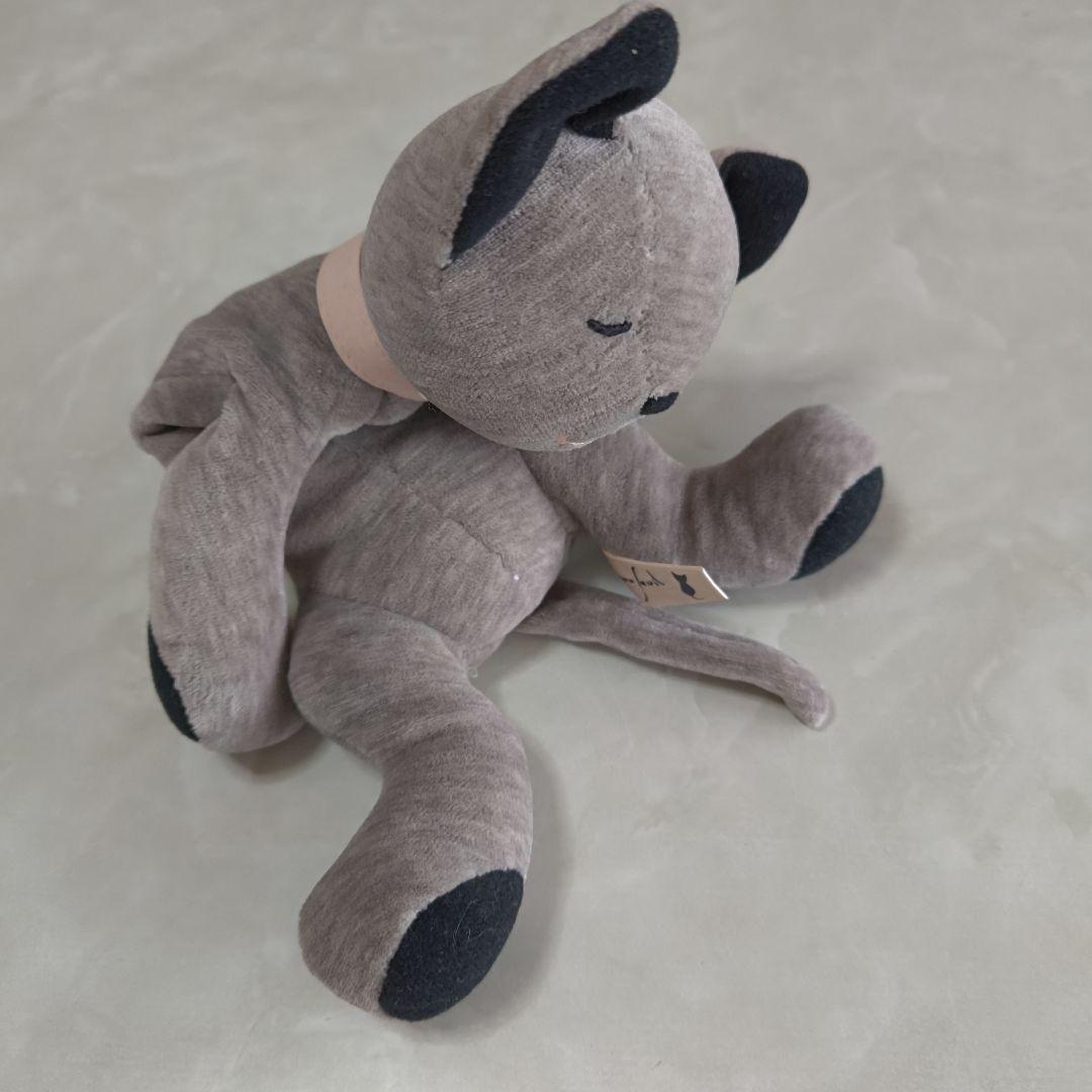 レア　ぬいぐるみ　モンスイユ　猫　ねこ　グレー　シャム猫　手にハートのワッペン