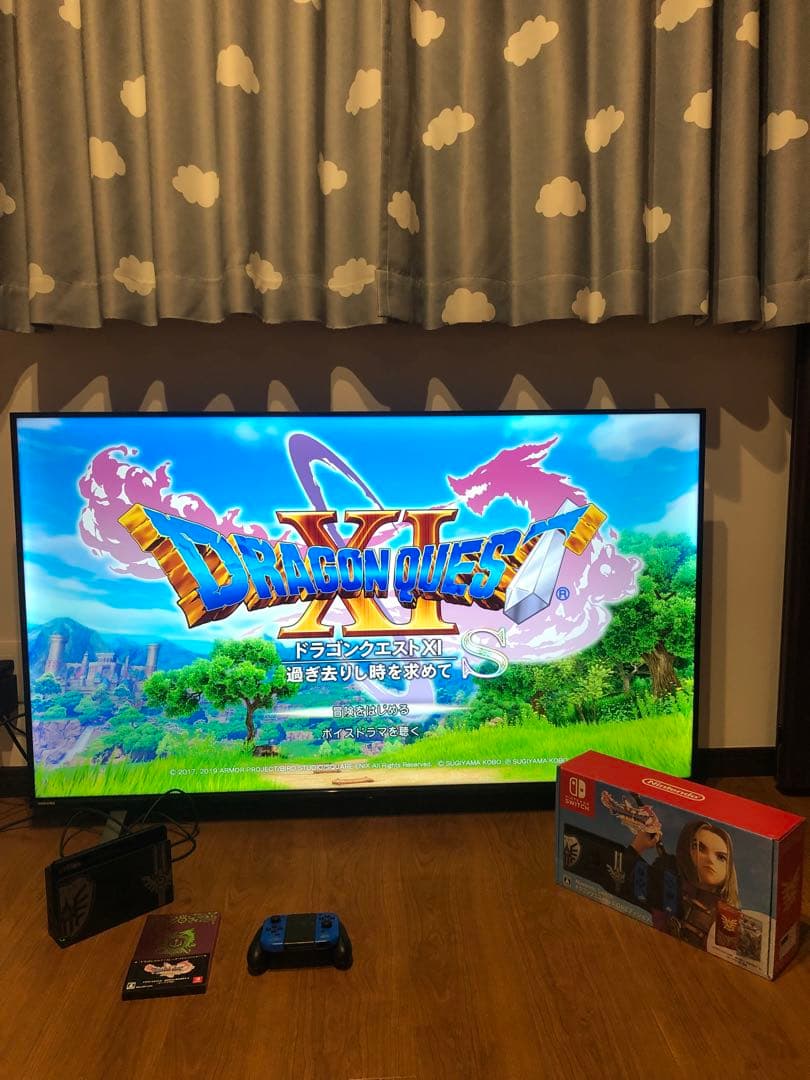 【液晶美品】Nintendo Switch ロトエディション　ソフト付き完品