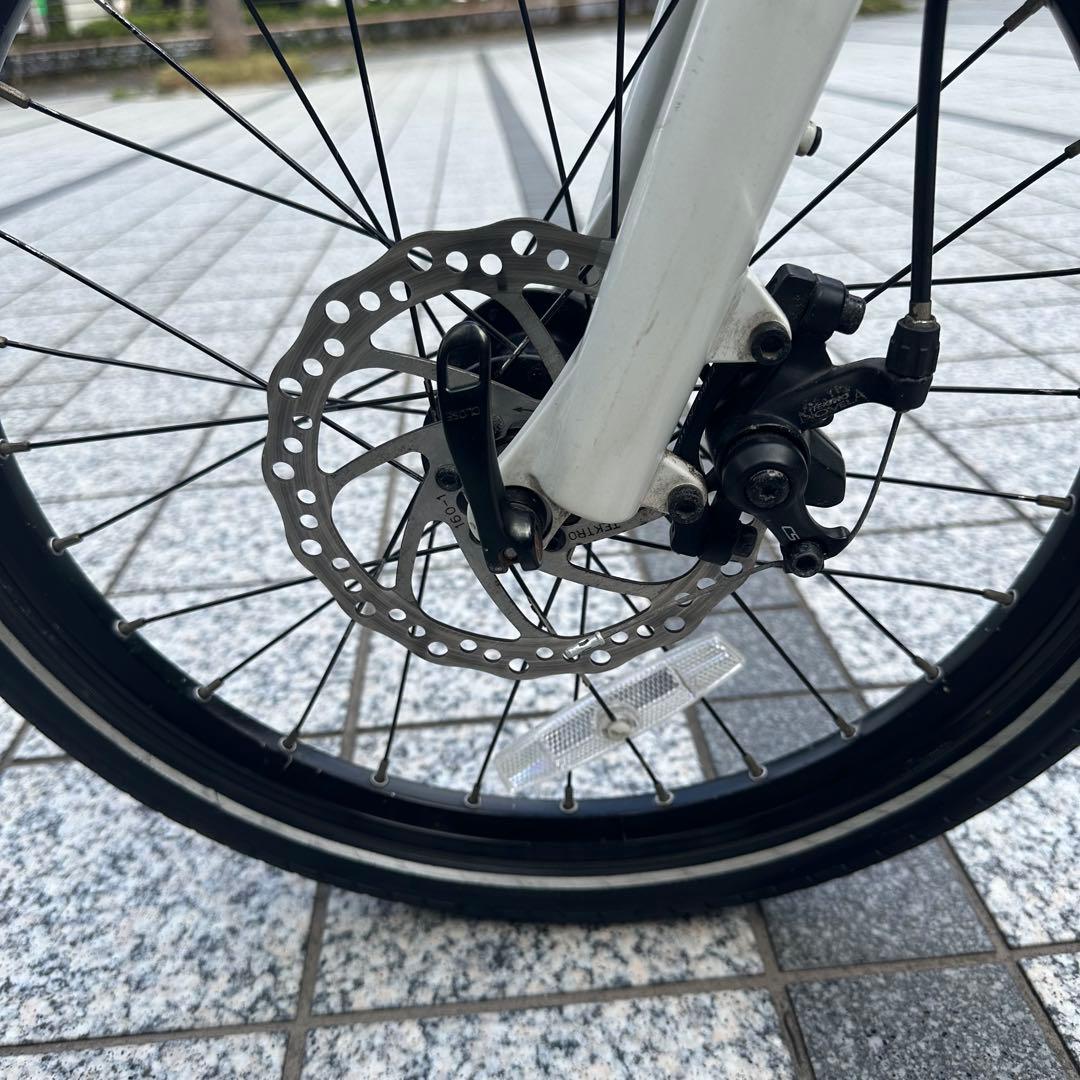 ゴン　ベスビー BESV PSA1 電動アシスト自転車 20インチ 白黒