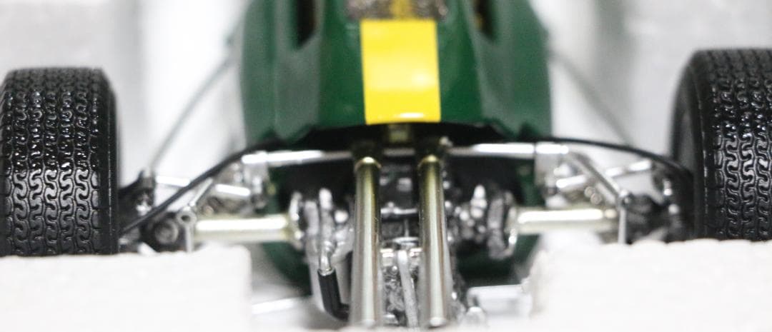 SPARK製 　ロータス２５　Ｊ・クラーク　１９６３チャンピオン 1/18