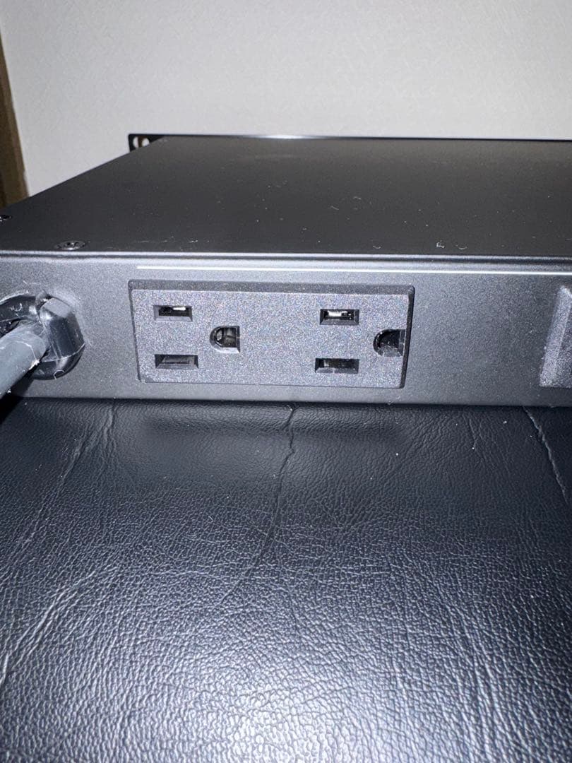 FURMAN M-8X AR 安定化電源 (M8XAR)