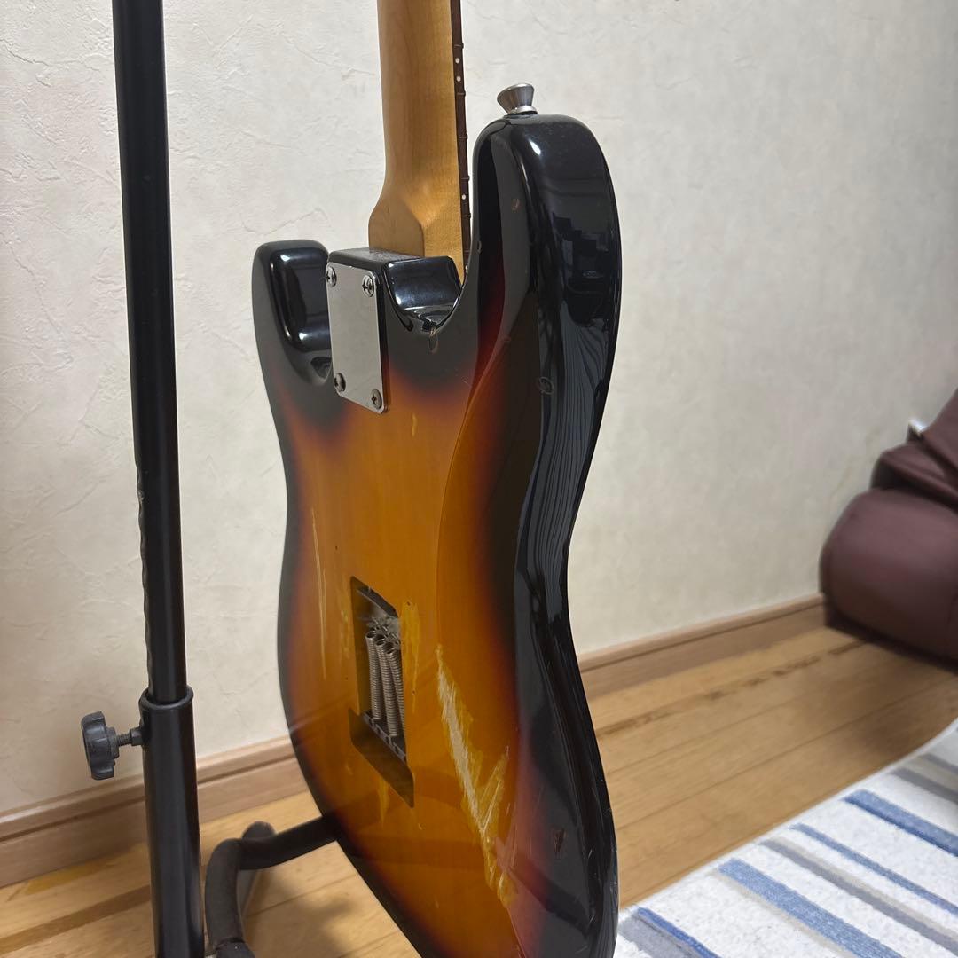 弦高低めLegend ストラトタイプ レリックギター