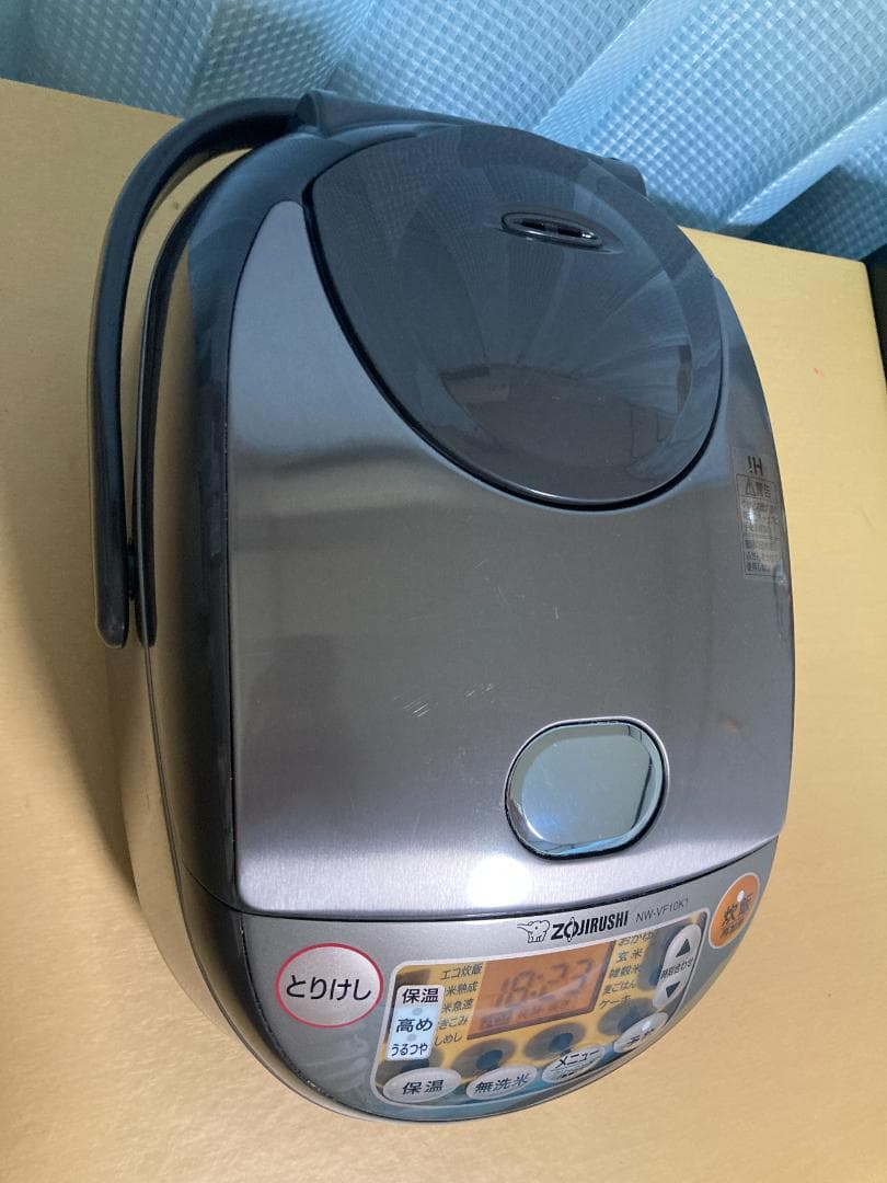 ☆美品☆2023年製☆ 象印 NW-VF10K1 極め炊き 5.5合炊き