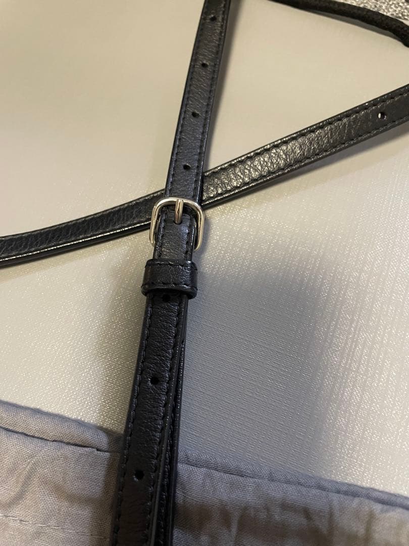 BALENCIAGA ブラック ショルダーバッグ