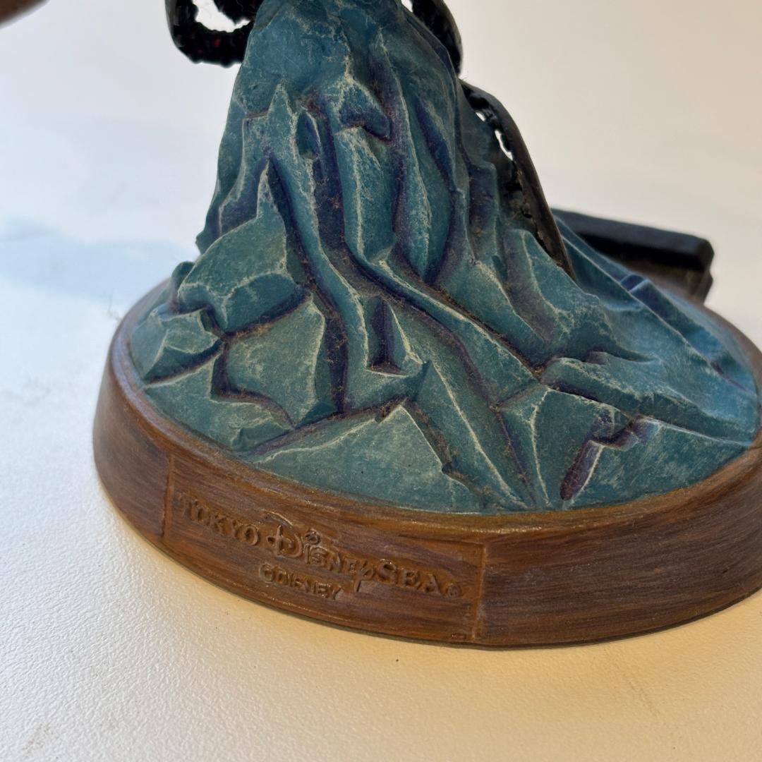 東京ディズニーシー フィギュア 海底2万マイル ノーチラス号と巨大イカ