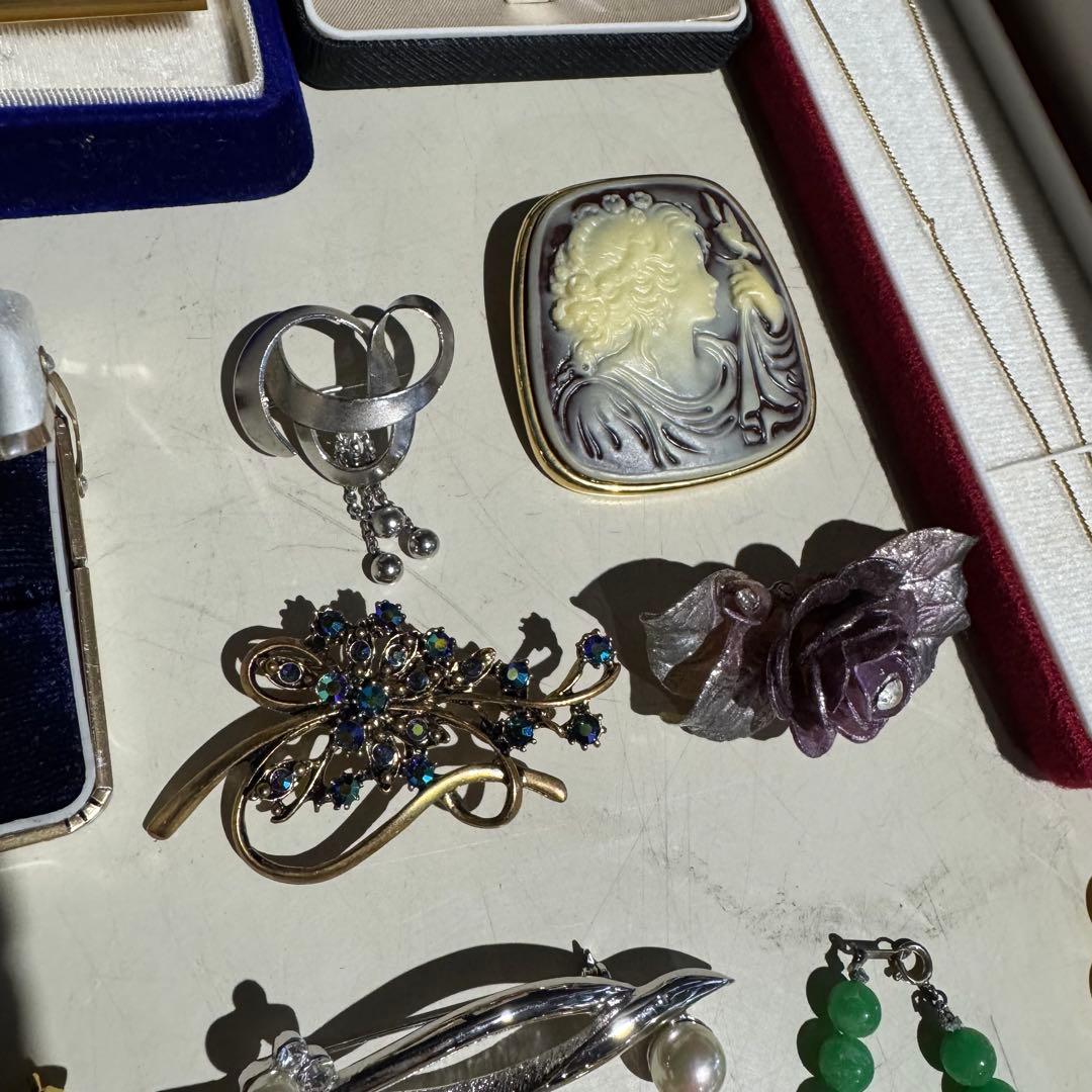 ★ アクセサリー　まとめ売り　遺品整理　生前整理 ネックレス　ブローチ　など