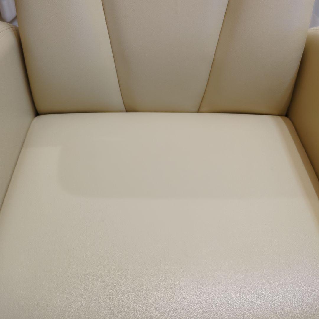 中古美品】タカラベルモント REINE IIl エステ ネイル用ソファ ベッド