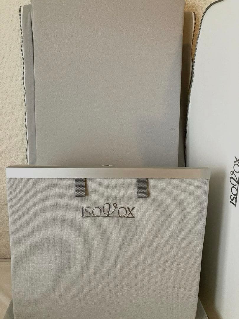 【マンドリル】ISOVOX2 防音ボックス ホワイト マイクスタンド付き