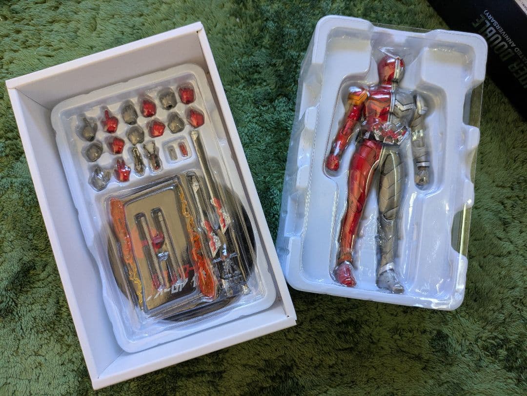 真骨彫 s.h.figuarts 仮面ライダーW ヒートメタル 風都探偵ver