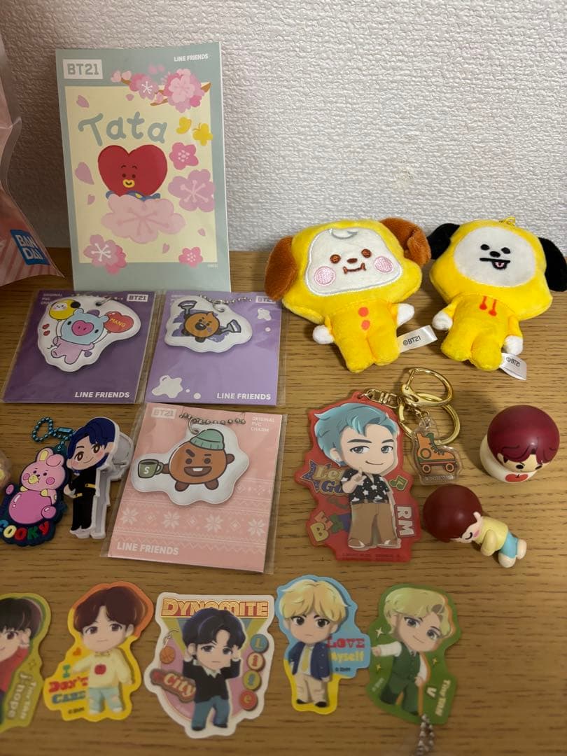 BTS BT21 グッズセット まとめ売り 30点近く - メルカリ