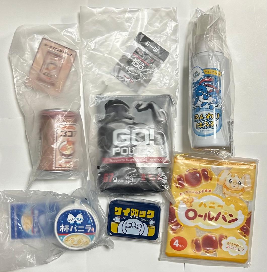 ポケモンセンター限定 ピカピカマート ポーチなどまとめ売り ポケモン世界にありそう！センス抜群な新グッズ 「ピカピカマート